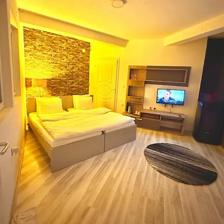 Oneroom